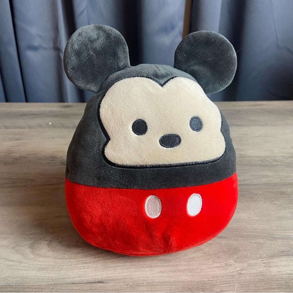 Disney Mickey Mouse‎ 8” Squishmalllow